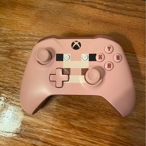 Minecraft Pig Pink Special Edition Xbox One Controller
